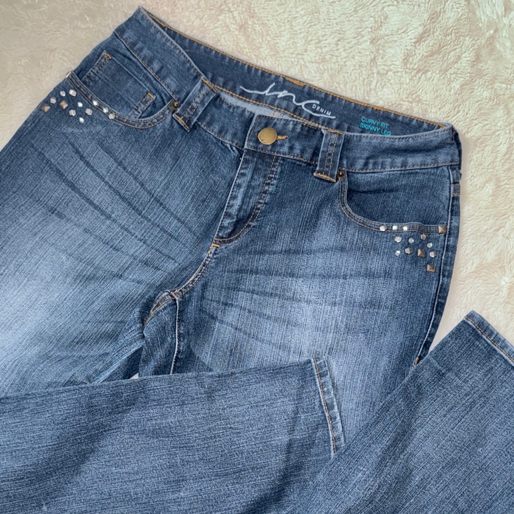 Stylish Blue Denim Jeans